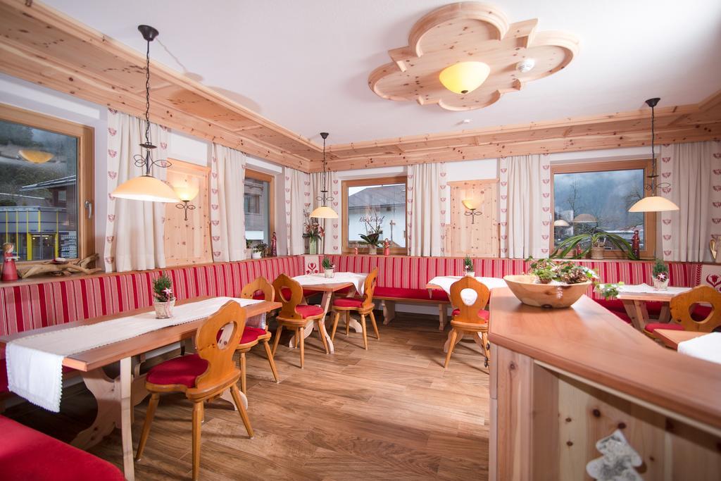 Apart Landhaus Heim Майрхофен Экстерьер фото